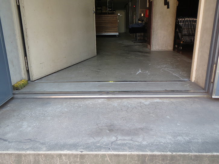 東海市立文化センター