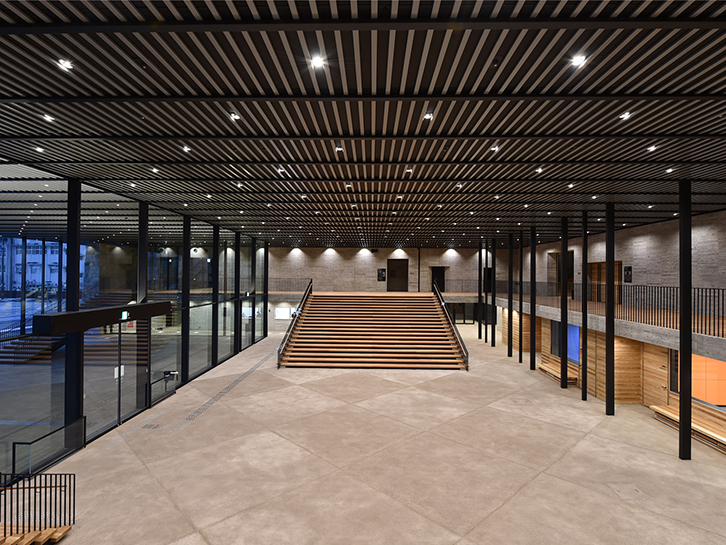 観音寺市民会館　大ホール