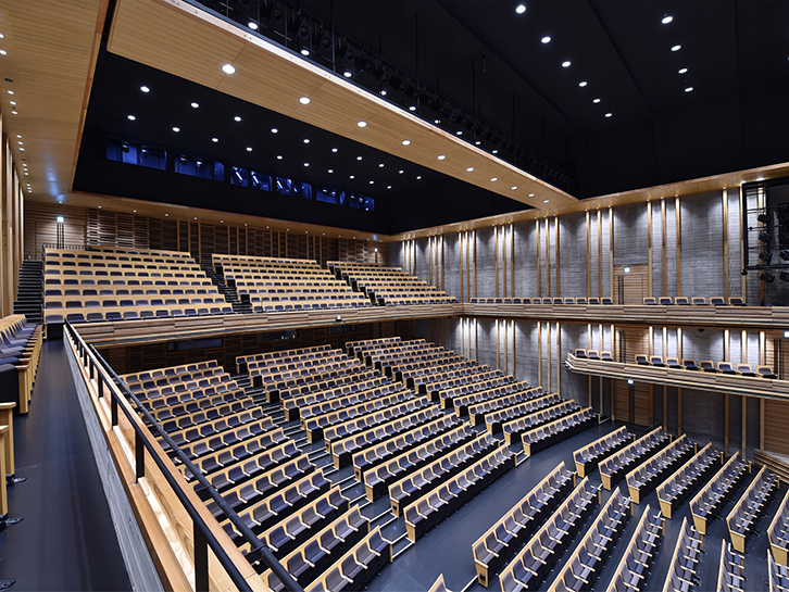 観音寺市民会館　大ホール