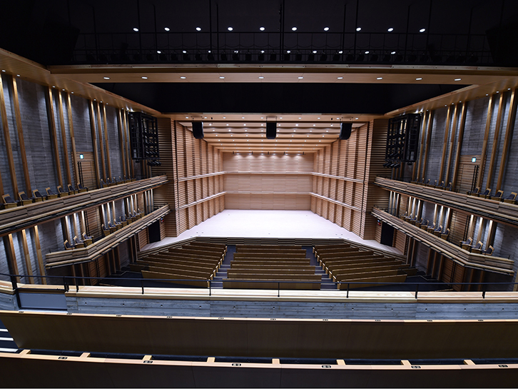 観音寺市民会館　大ホール