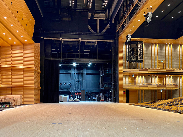 観音寺市民会館　大ホール