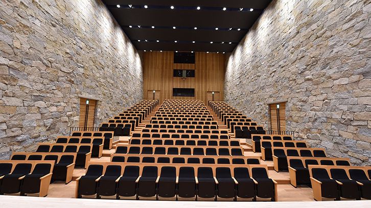 観音寺市民会館　小ホール