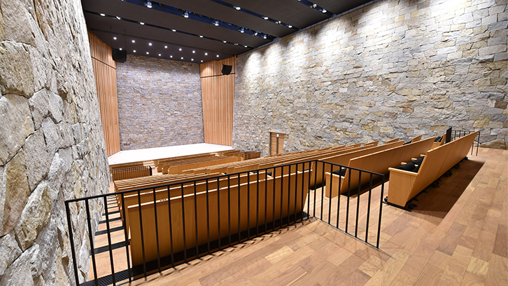 観音寺市民会館　小ホール