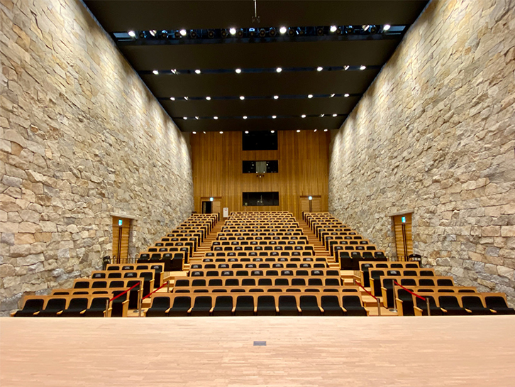 観音寺市民会館　小ホール