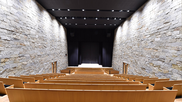 観音寺市民会館　小ホール