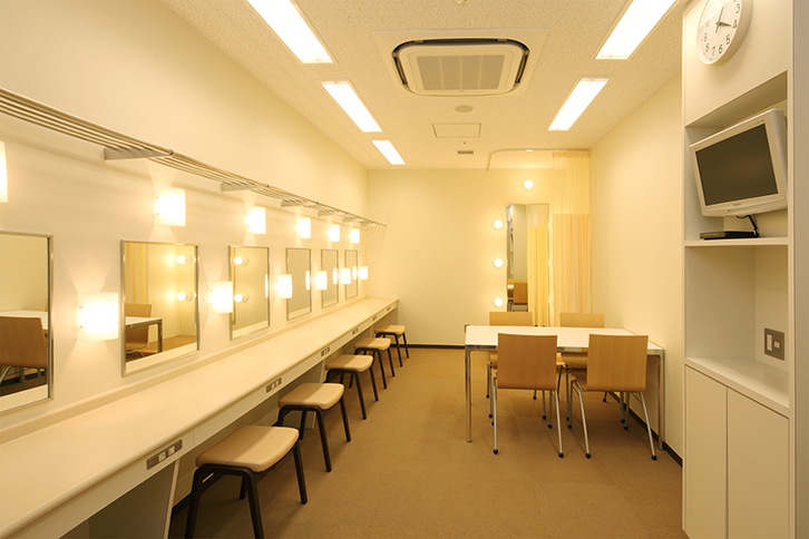 刈谷市総合文化センター アイリス 小ホール