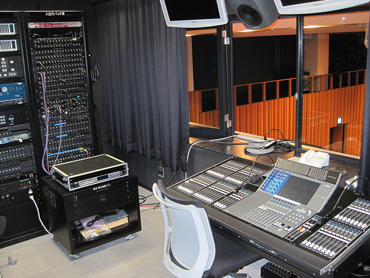 刈谷市総合文化センター アイリス 小ホール