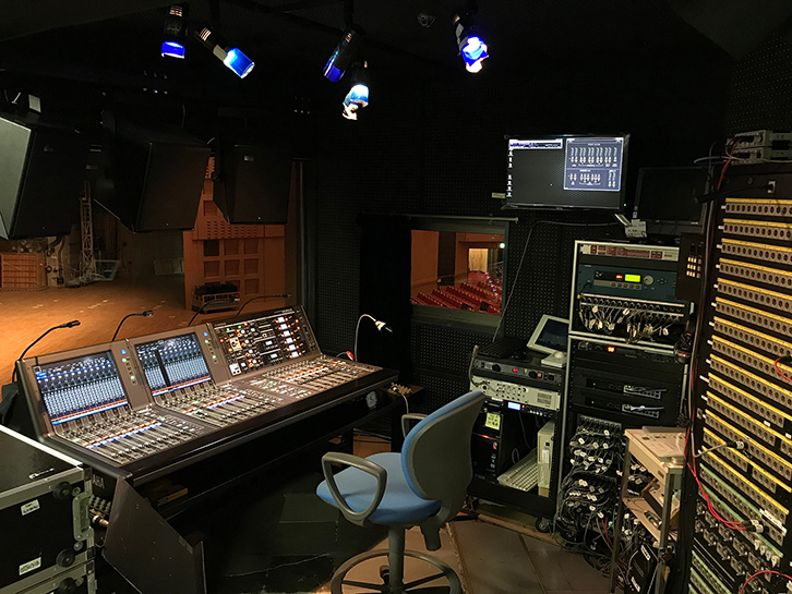 神戸文化ホール 大ホール