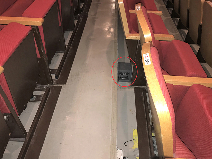 神戸文化ホール 中ホール