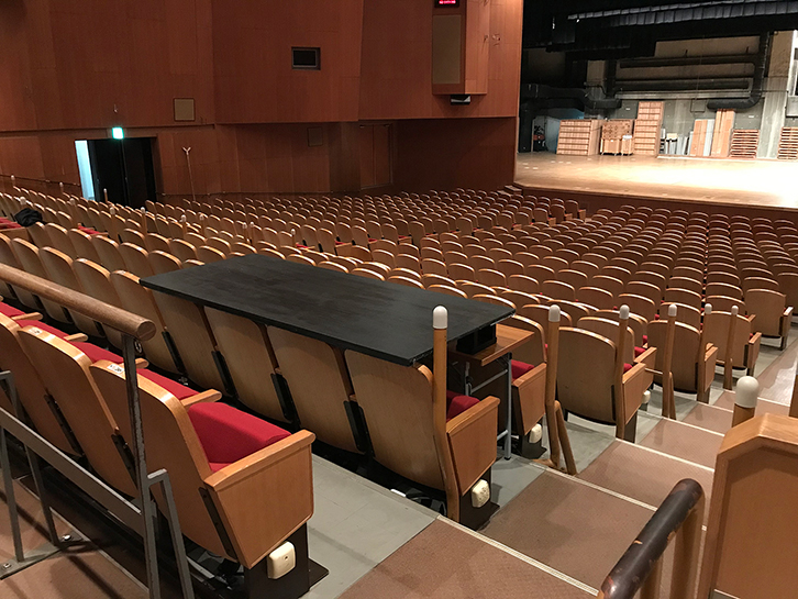 神戸文化ホール 中ホール