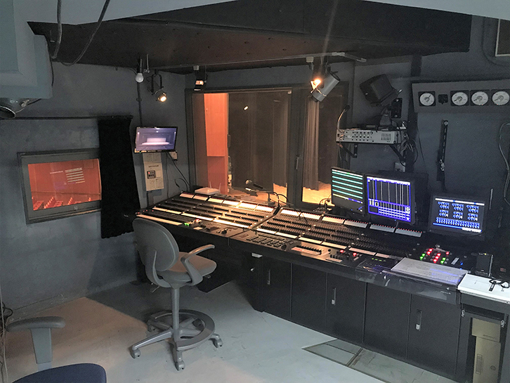 神戸文化ホール 中ホール