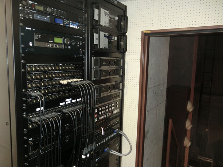 隠岐島文化会館 アンプ