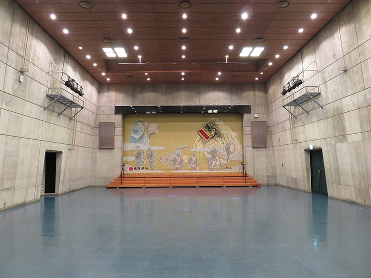 沖縄市民会館 中ホール