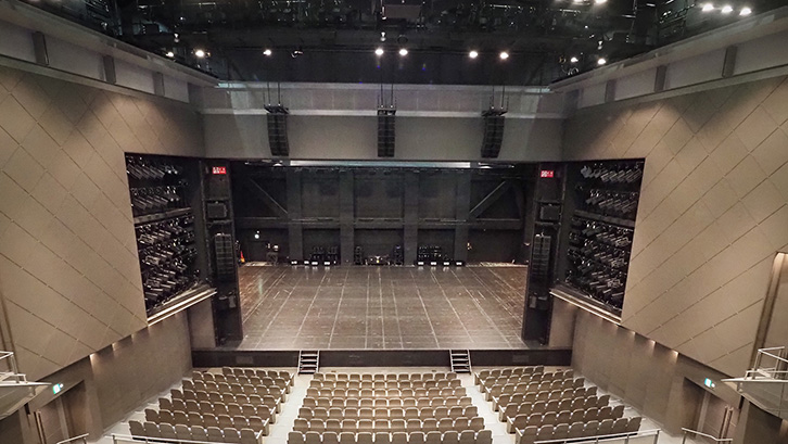 滋賀県立芸術劇場 びわ湖ホール 様