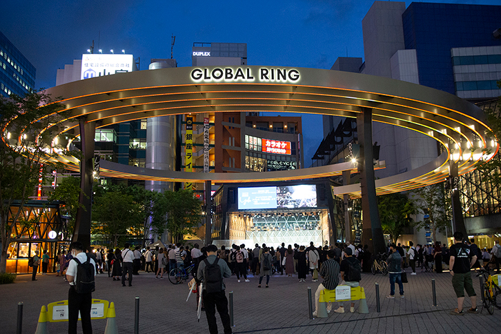 池袋西口公園野外劇場 グローバルリングシアター