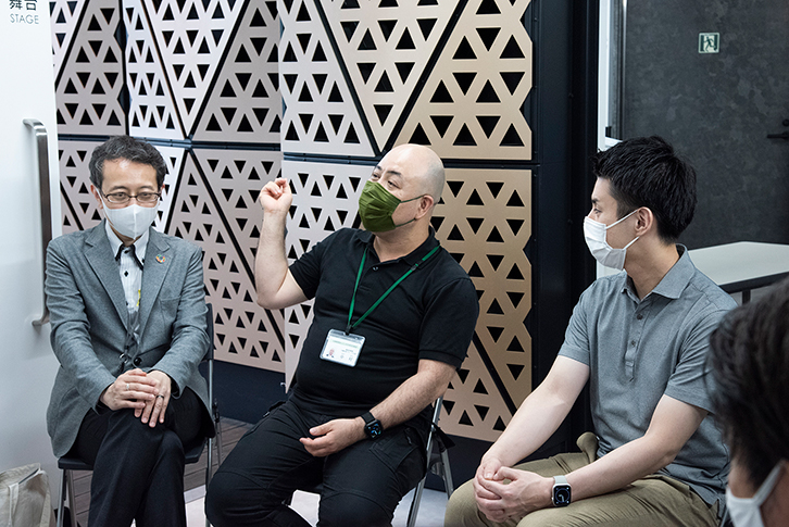 池袋西口公園野外劇場 グローバルリングシアター