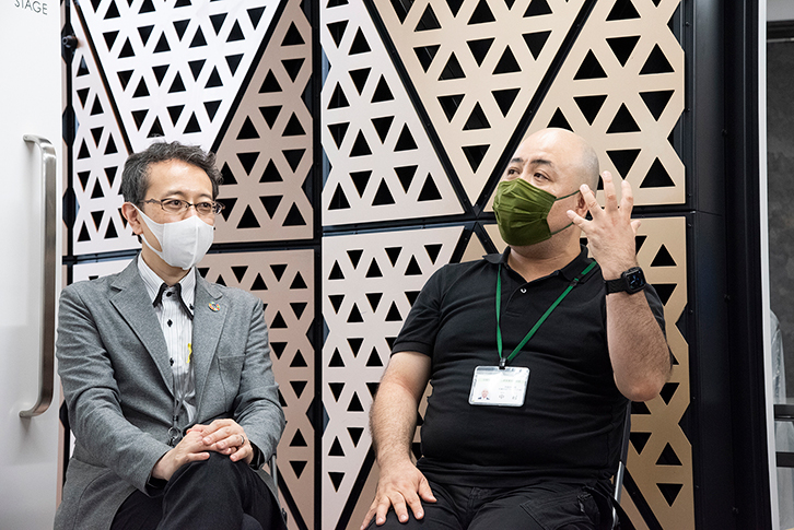 池袋西口公園野外劇場 グローバルリングシアター