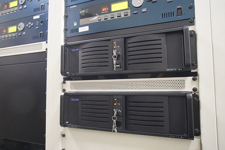 スピーカーの音質補正用にFIRフィルターを搭載したHYFAX 「AMQ2」を導入