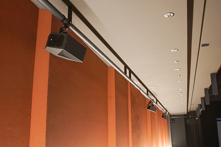 那覇文化芸術劇場 なはーと 様