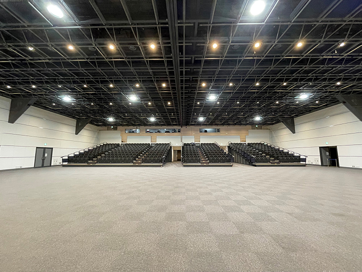 新都市ホール 様