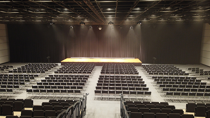 新都市ホール 様