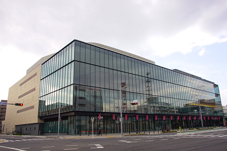 「高崎芸術劇場」外観