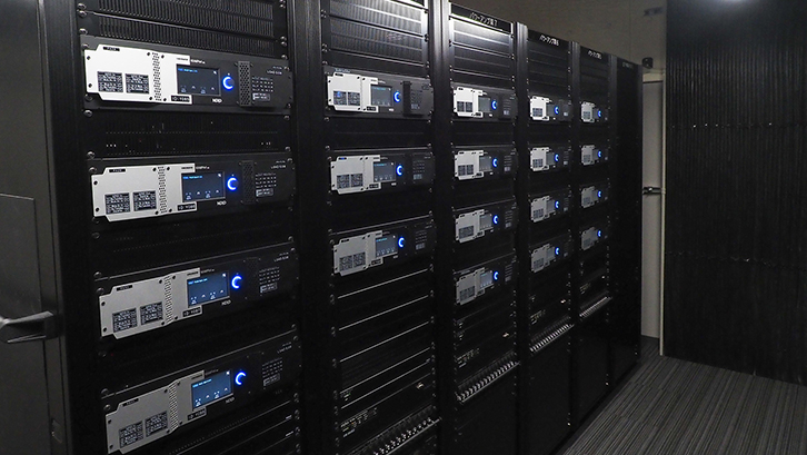 東京ガーデンシアター 様