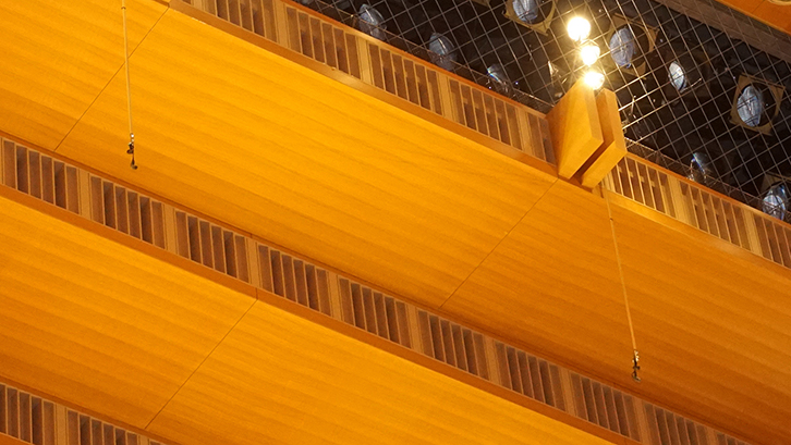 東京オペラシティ コンサートホール：タケミツ メモリアル 様