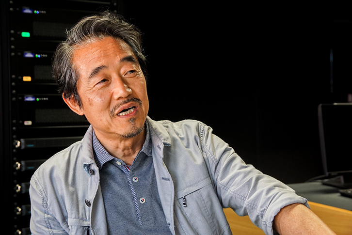 設計の意図を汲んで施工図を作ってくれるところって意外と少ないんですよ。たとえば金具ひとつとっても「後で自由度が欲しいから、これぐらい曲がるようなものにしておきたい」という意図が伝わっているのか。それによって選ぶ金具が変わりますから。そして結局これが最終的には調整のしやすさにもつながってくるんです。