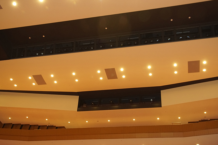 やまぎん県民ホール 様