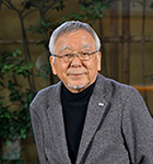 プロフィール 八板 賢二郎(やいた けんじろう)