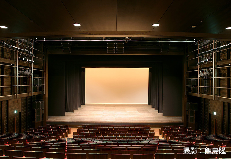 兵庫県立芸術文化センター 阪急中ホール