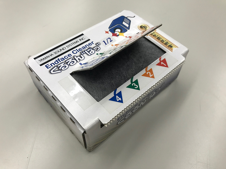 写真1　(株)オプトゲート Endface cleaner くるるんぱっ