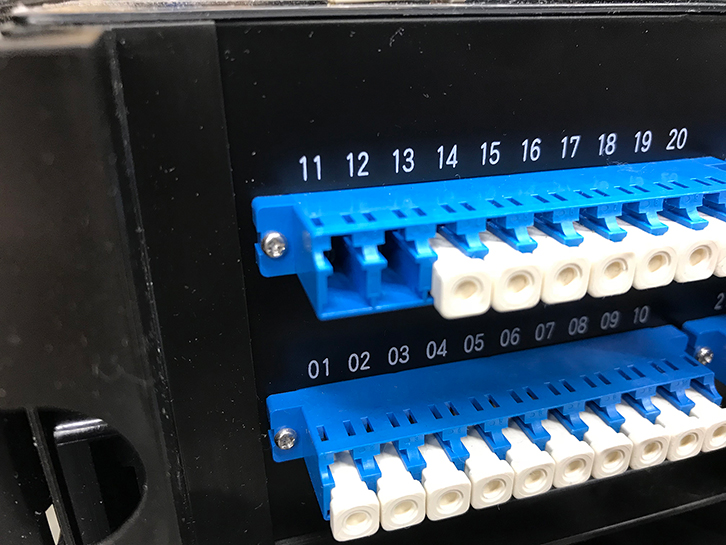 写真5　LCレセプタクル