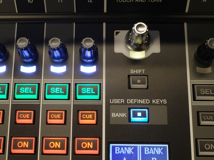 音響機器のボタン・スイッチを探る