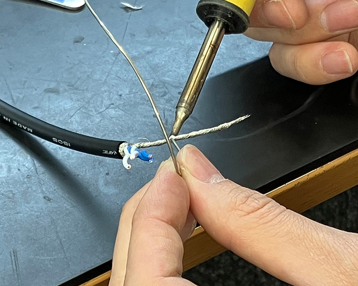 はんだ付けでマイクケーブルを作ってみよう